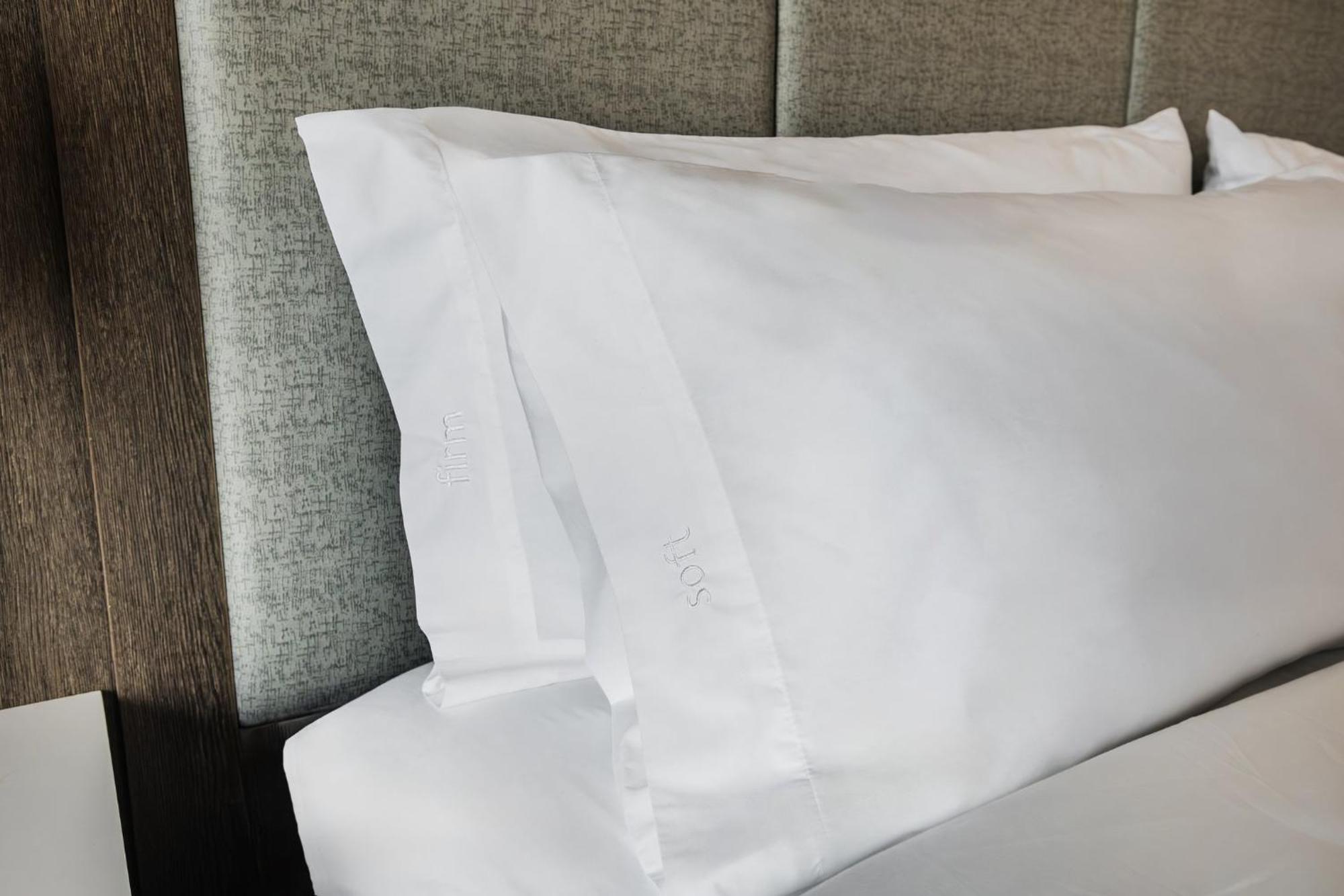 Holiday Inn Express & Suites - Toronto Airport South By Ihg Εξωτερικό φωτογραφία