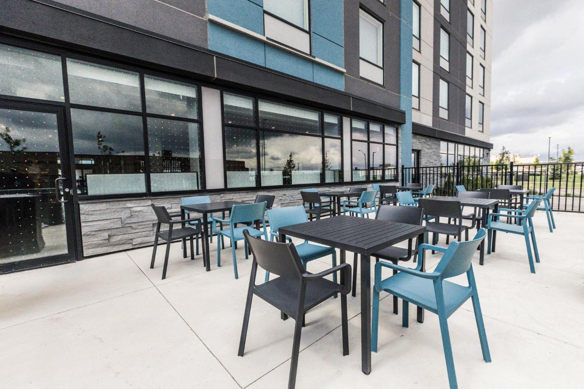 Holiday Inn Express & Suites - Toronto Airport South By Ihg Εξωτερικό φωτογραφία