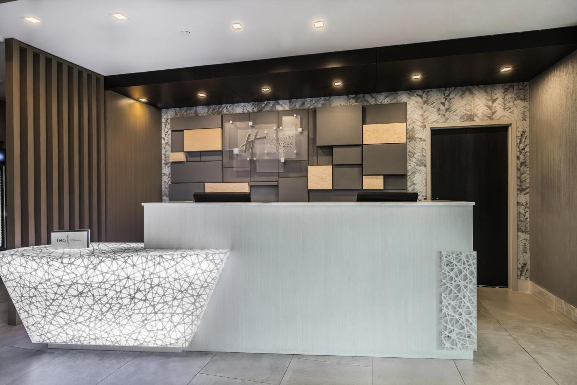 Holiday Inn Express & Suites - Toronto Airport South By Ihg Εξωτερικό φωτογραφία