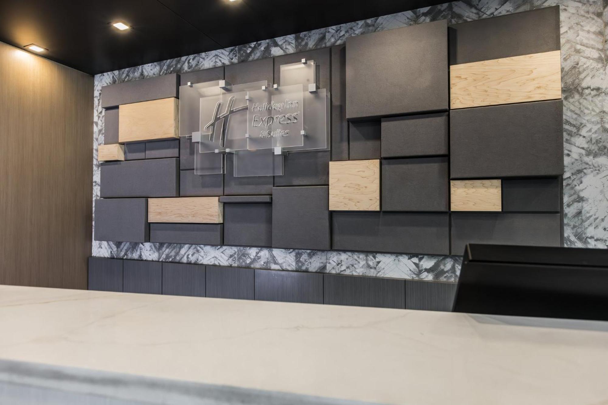 Holiday Inn Express & Suites - Toronto Airport South By Ihg Εξωτερικό φωτογραφία