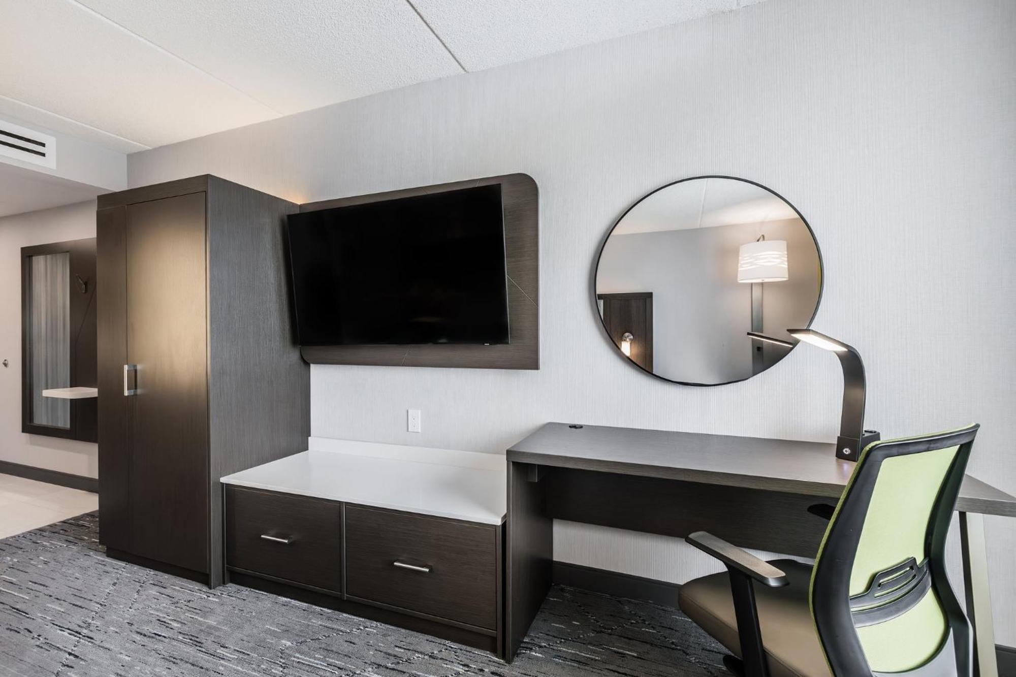Holiday Inn Express & Suites - Toronto Airport South By Ihg Εξωτερικό φωτογραφία