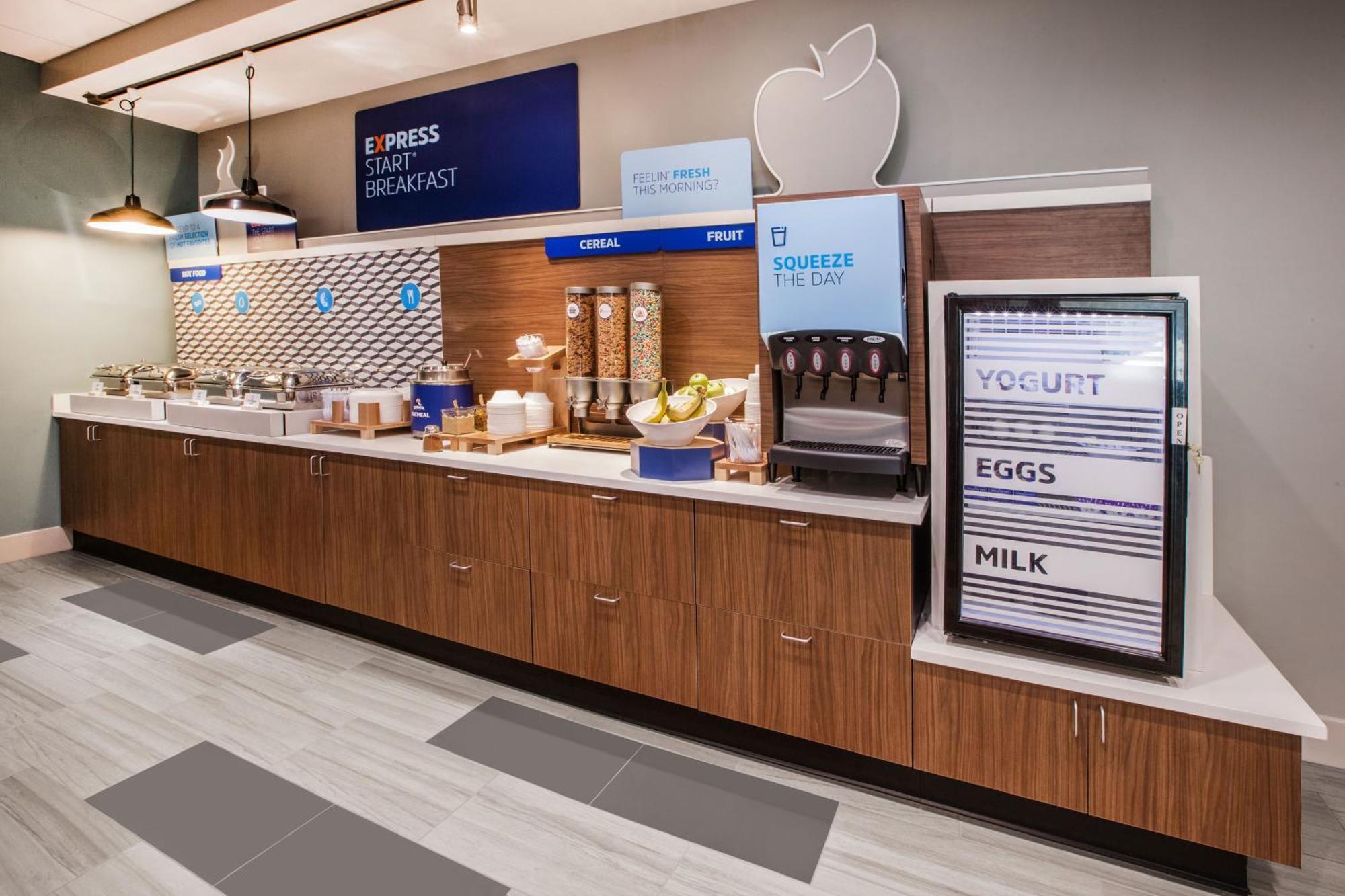 Holiday Inn Express & Suites - Toronto Airport South By Ihg Εξωτερικό φωτογραφία